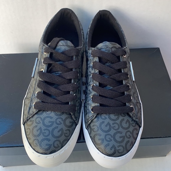 New G by GUESS Gallyn Sneakers SZ 5.5 - Picture 3 of 6